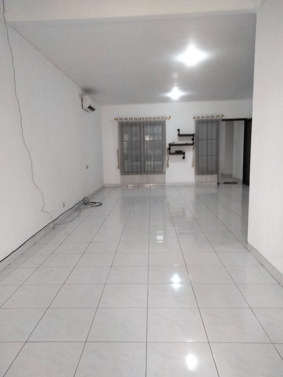 Rumah Disewakan di Cluster Dago Lippo Cikarang 